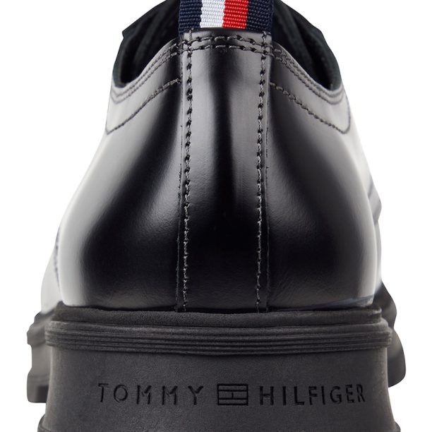 Кожени обувки Derby Tommy Hilfiger