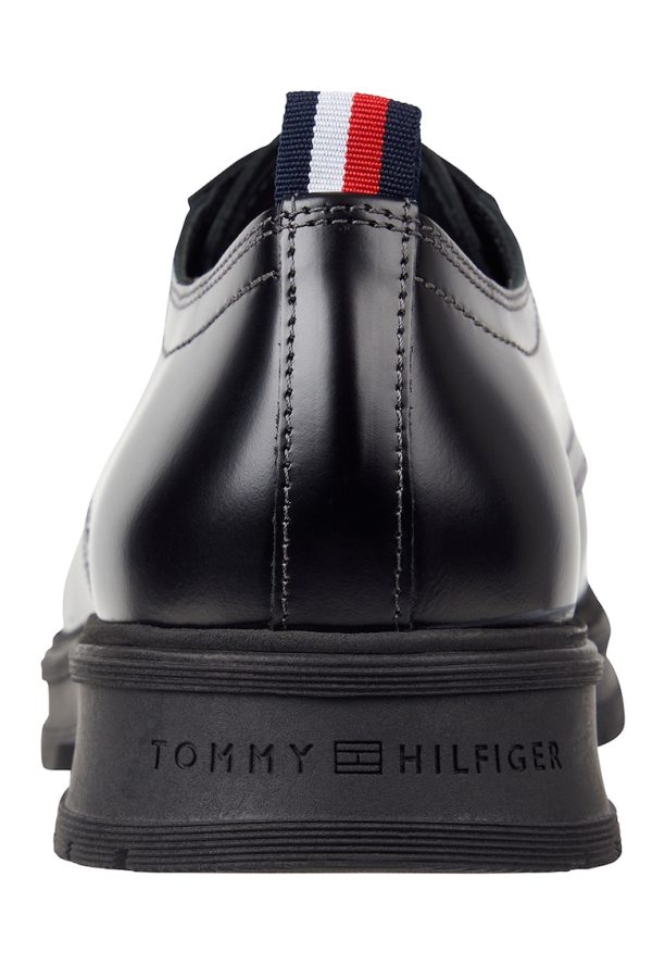 Кожени обувки Derby Tommy Hilfiger