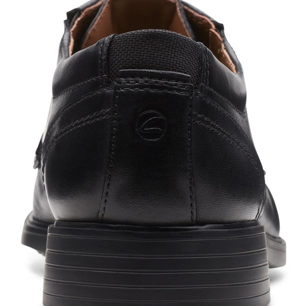 Кожени обувки Lite Derby Clarks