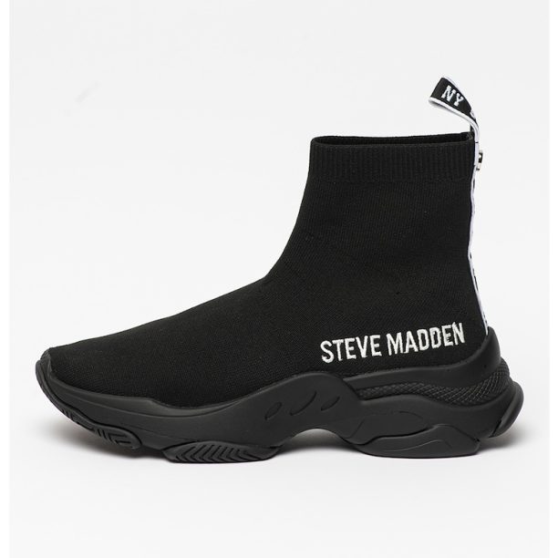 Мрежести спортни обувки Master Steve Madden