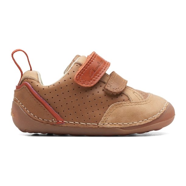 Спортни обувки Tiny с велкро и перфорации Clarks