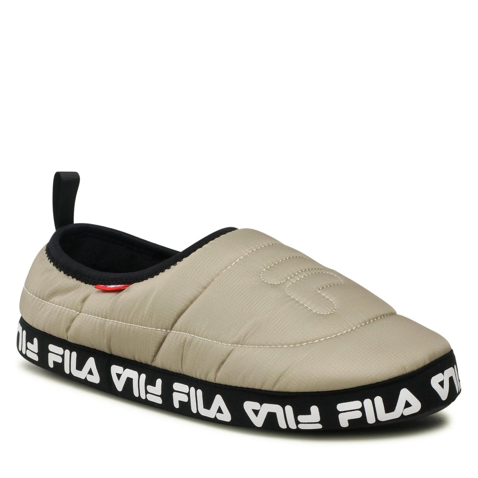 Пантофи Fila на ниска цена