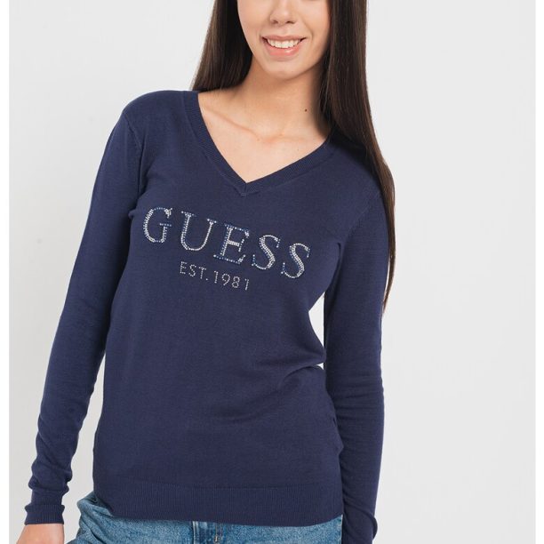 Пуловер с шпиц и декоративни камъни GUESS JEANS