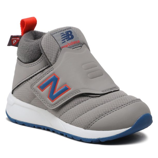 Сникърси New Balance в Сив цвят