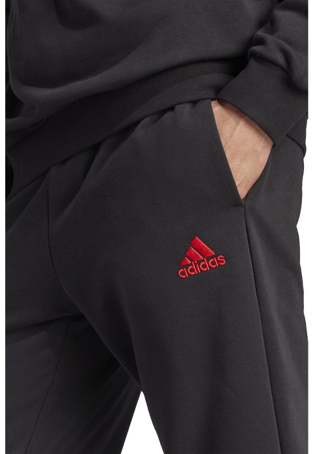 Спортен екип на лога с качулка adidas Sportswear