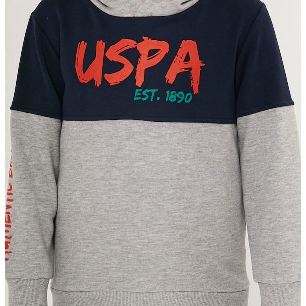 Спортен екип с лого и цветен блок US Polo Assn