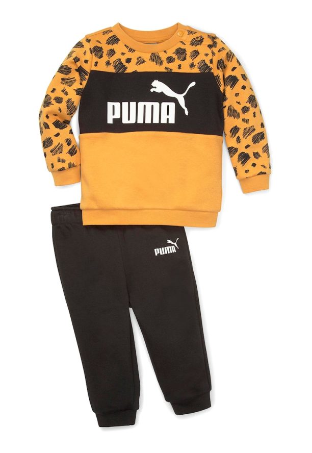 Спортен екип с овално деколте и лого Puma