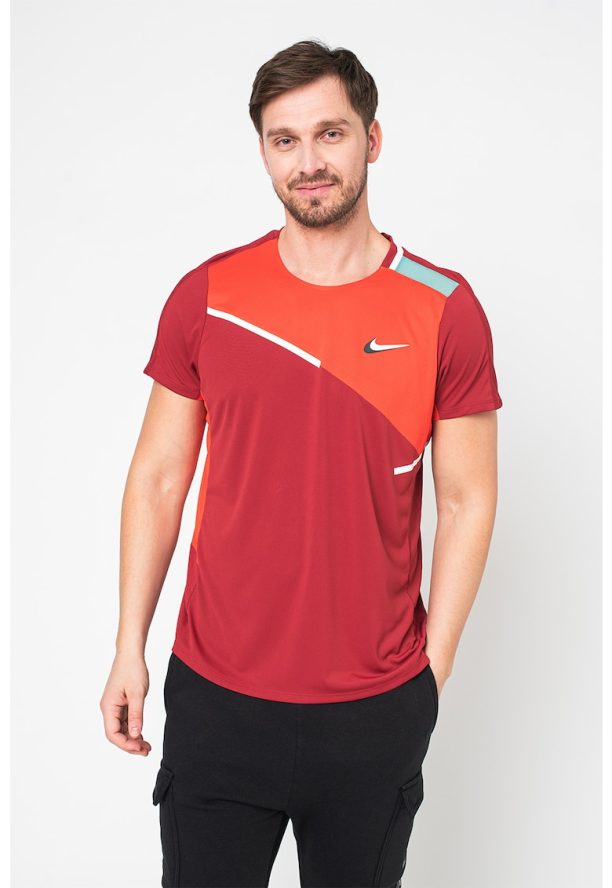 Тениска за тенис Dri-Fit с овално деколте Nike