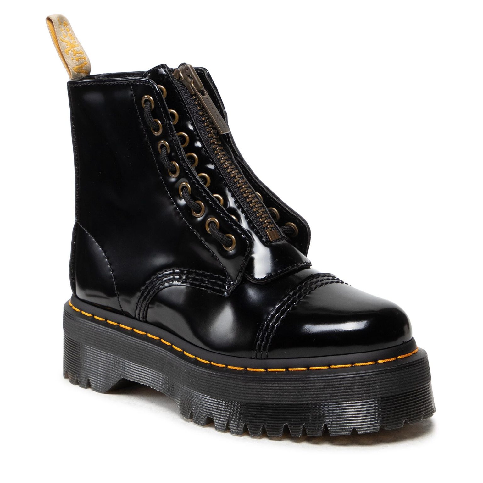 Туристически oбувки Dr. Martens