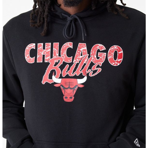 Уголемено худи Chicago Bulls с принт New Era