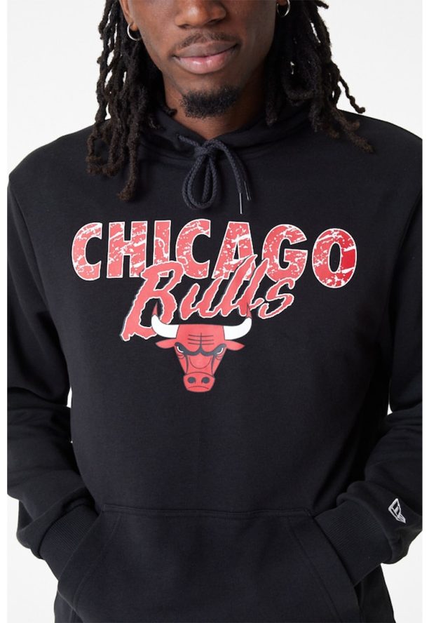 Уголемено худи Chicago Bulls с принт New Era