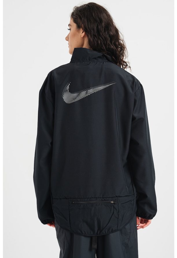 Яке Swoosh с Dri-FIT - за бягане Nike