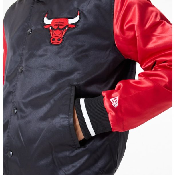 Яке бомбър Chicago Bulls New Era