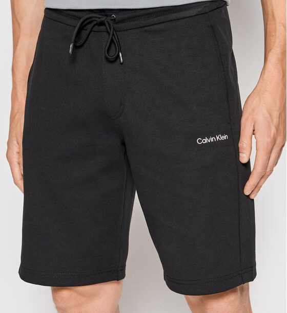 Спортни шорти Calvin Klein за Мъже