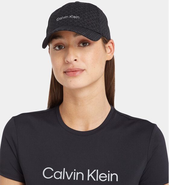 Шапка с козирка Calvin Klein за Жени