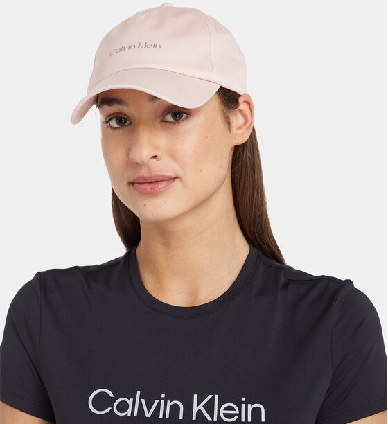 Шапка с козирка Calvin Klein за Жени