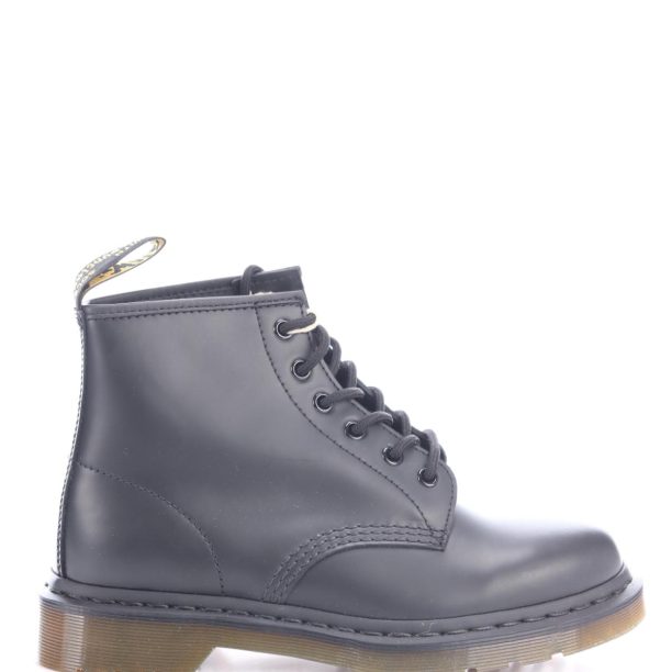 Боти DR MARTENS