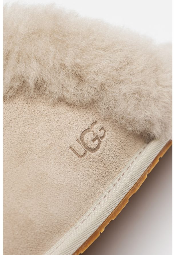 Домашни велурени пантофи Scuffette II с овча кожа UGG