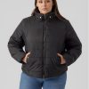 Пухено яке Vero Moda Curve за Жени