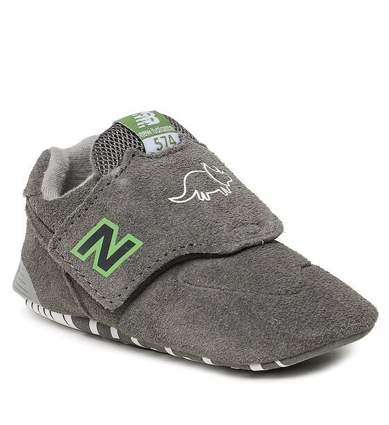 Сникърси New Balance за Момчета