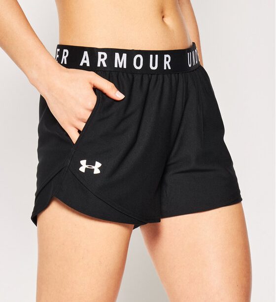 Спортни шорти Under Armour за Жени