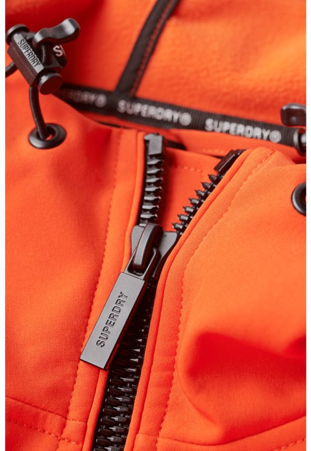 Яке Softshell с качулка и лого SUPERDRY