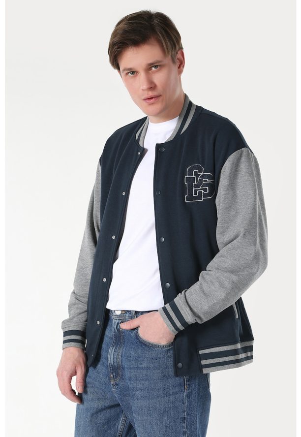 Яке Varsity с капси COLINS