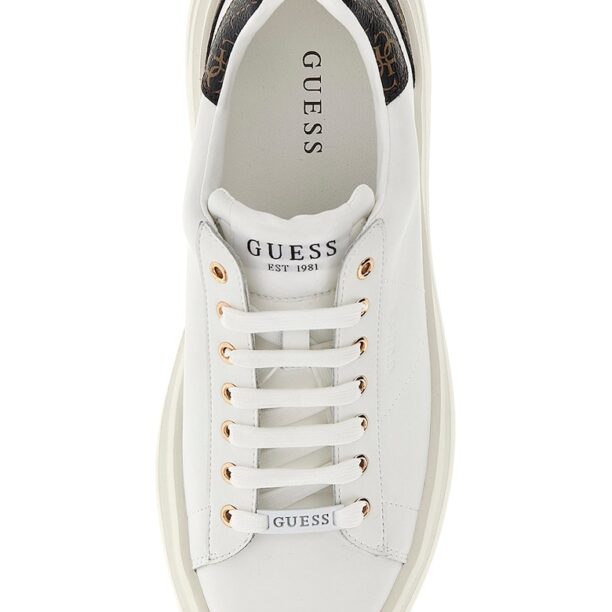 Спортни обувки от кожа и еко кожа Guess