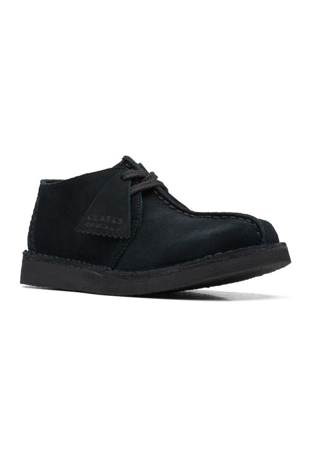 Велурени кларкове Clarks