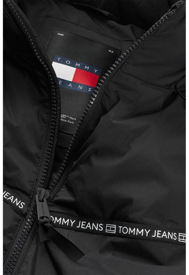 Зимно яке с капитониран дизайн и качулка Tommy Jeans