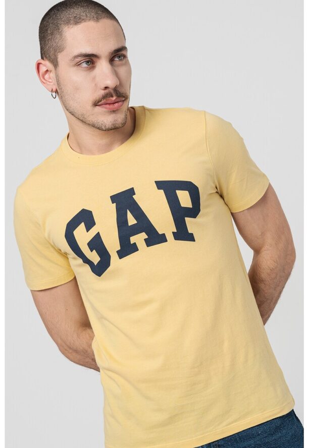 Памучна тениска с лого GAP