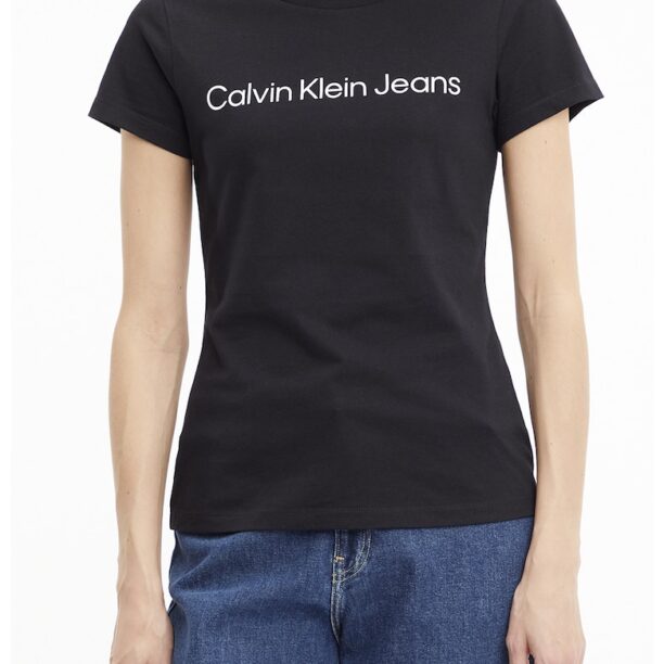 Тениска по тялото с овално деколте CALVIN KLEIN JEANS