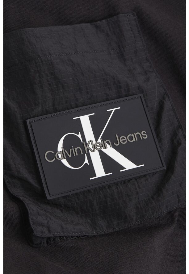 Тениска с овално деколте и джоб на гърдите CALVIN KLEIN JEANS