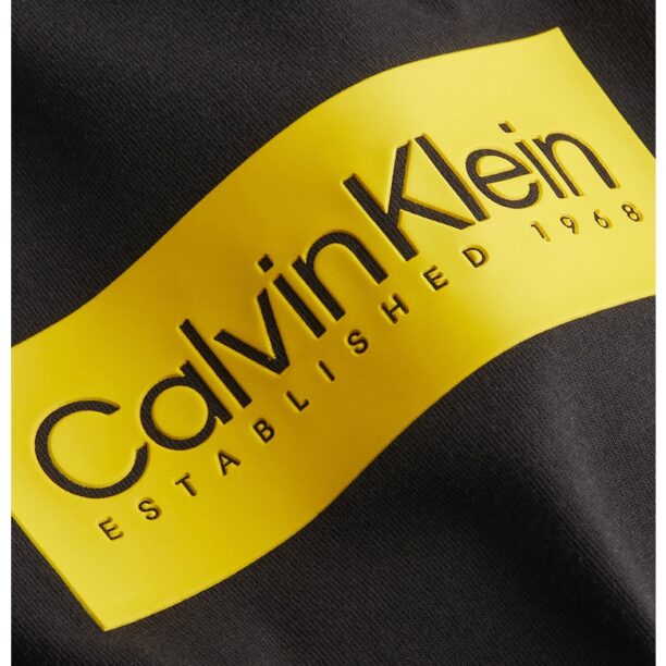 Тениска с овално деколте и лого CALVIN KLEIN