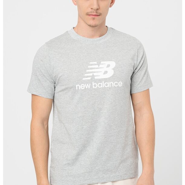 Тениска с овално деколте и лого New Balance