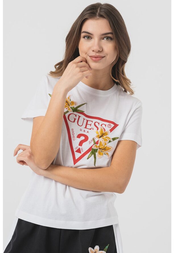 Фитнес тениска с флорални бродерии Guess