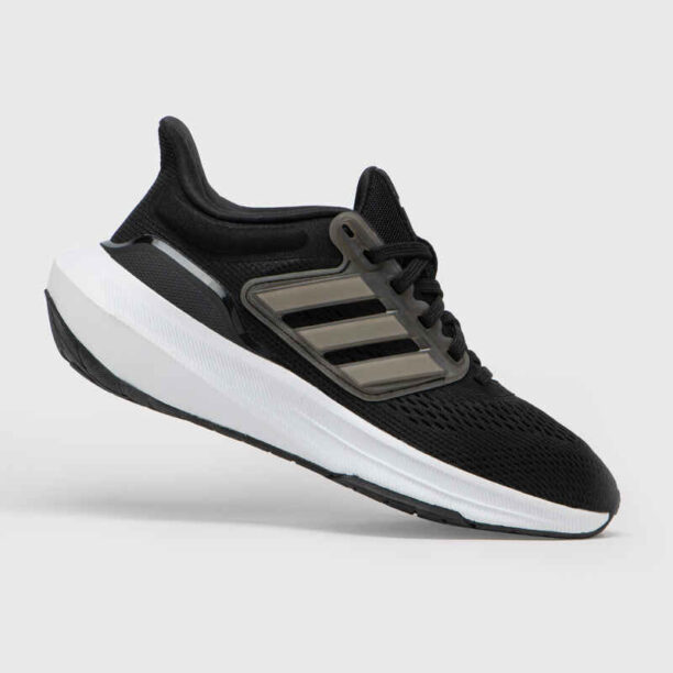 Детски обувки за бягане adidas ultrabounce