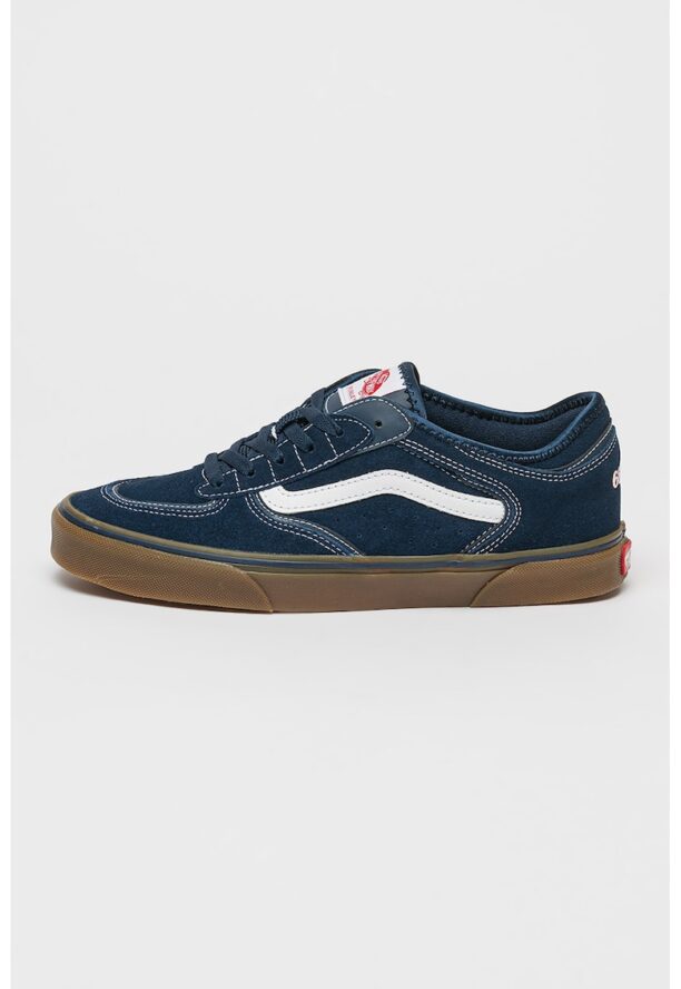 Велурени спортни обувки Rowley Classic Vans