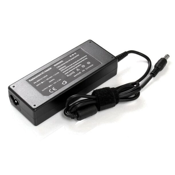 Захранване (заместител) за лаптопи Toshiba 15V / 6.0A / 90W