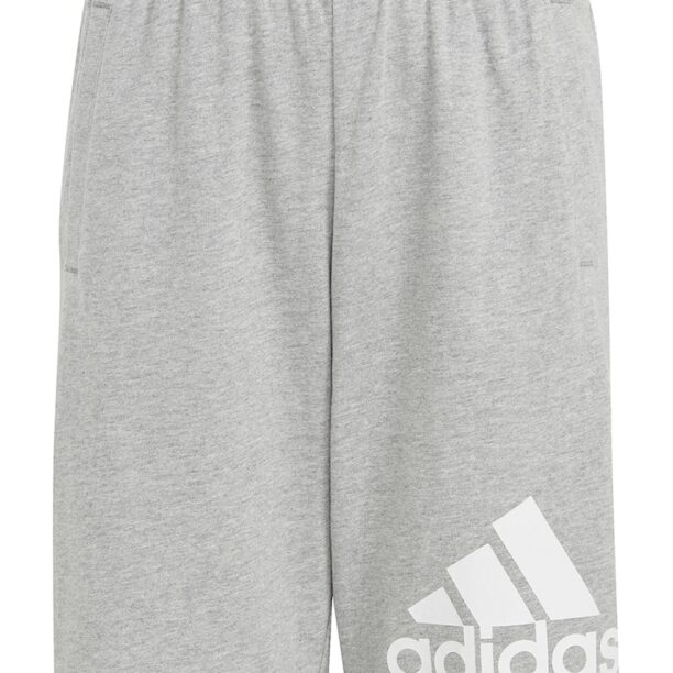 Памучен къс панталон с лого adidas Sportswear