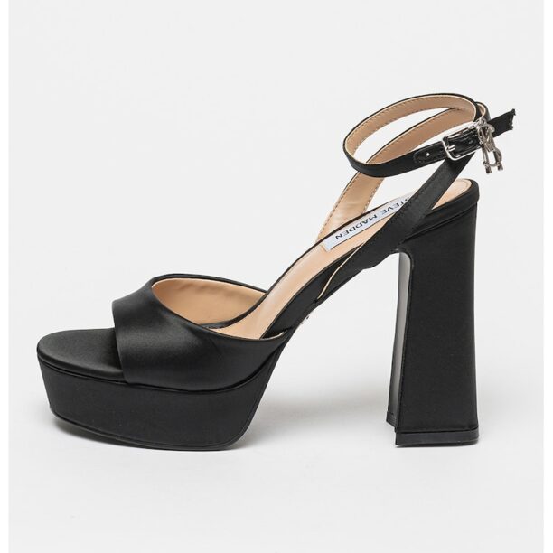 Сандали Transpire с масивен ток Steve Madden