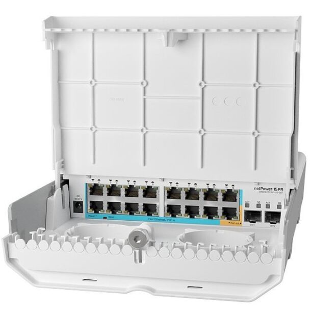 Суич Mikrotik netPower 15FR