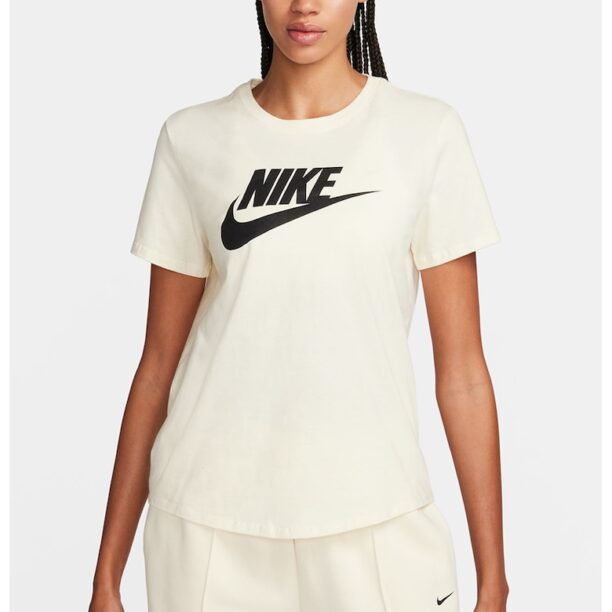 Тениска Sportswear Essentials с лого Nike