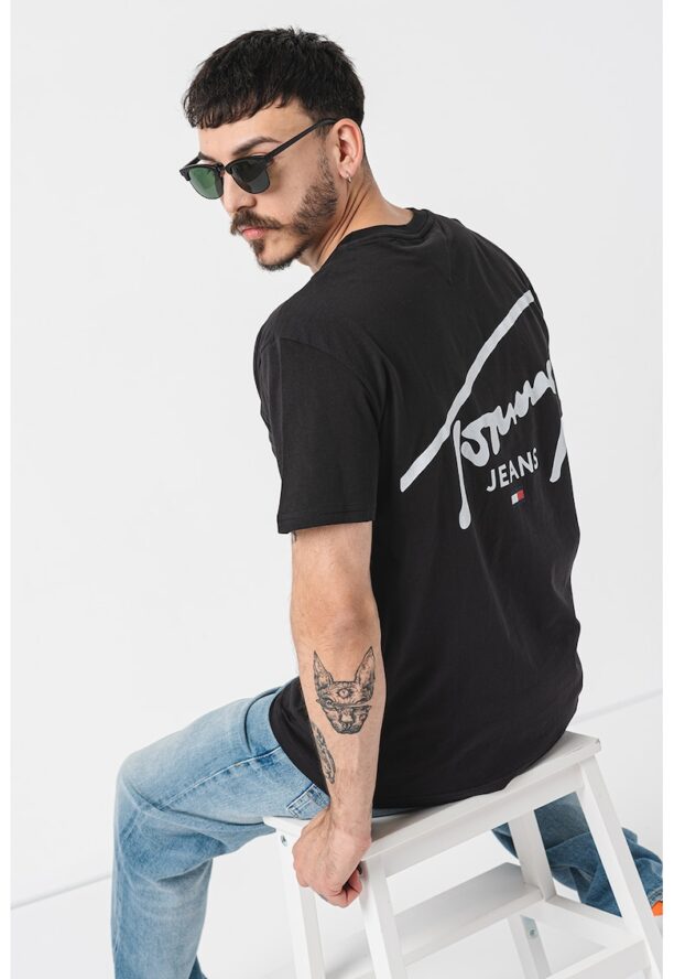 Тениска с лого и стандартна кройка Tommy Jeans