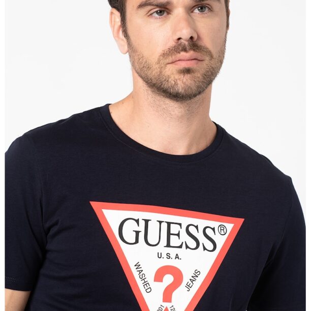 Тениска с овално деколте и лого GUESS