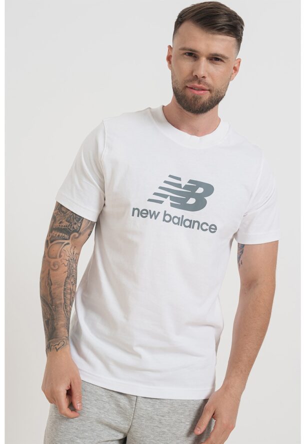 Тениска с овално деколте и лого New Balance