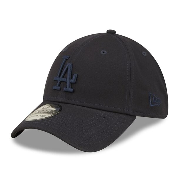 Еластична шапка LA Dodgers League Essential New Era