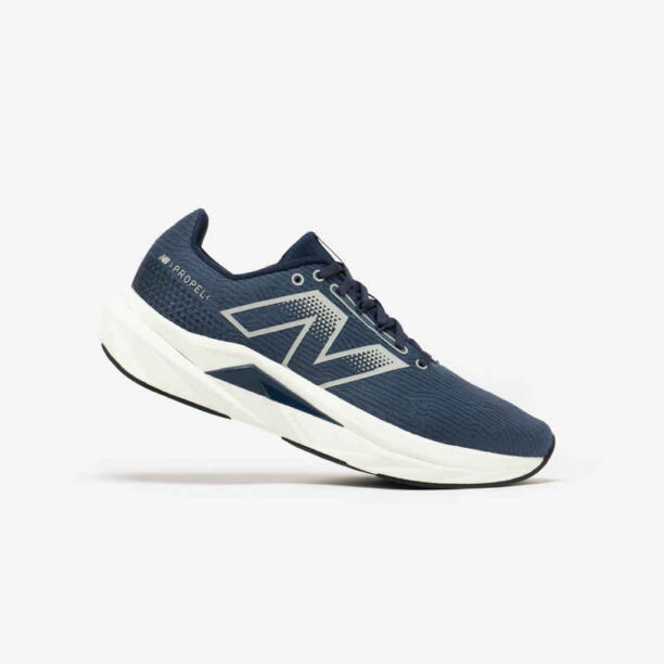 Мъжки обувки за бягане new balance fuelcell propel v5