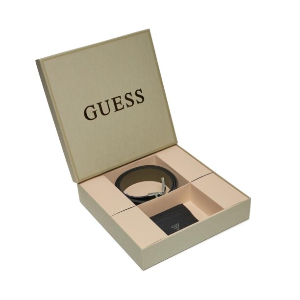 Компелкт калъф за карти и колан Guess на ниска цена