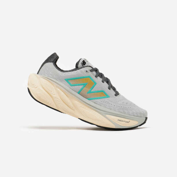 Мъжки обувки за бягане new balance fresh foam more v5